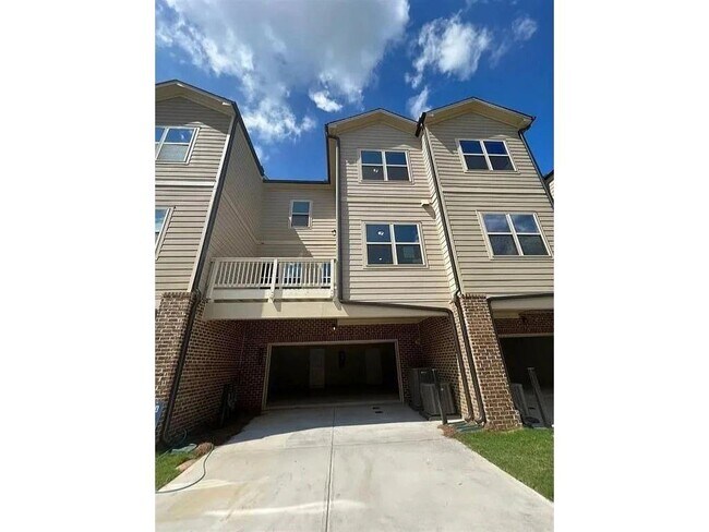 Photo - 735 Brecklin Ln