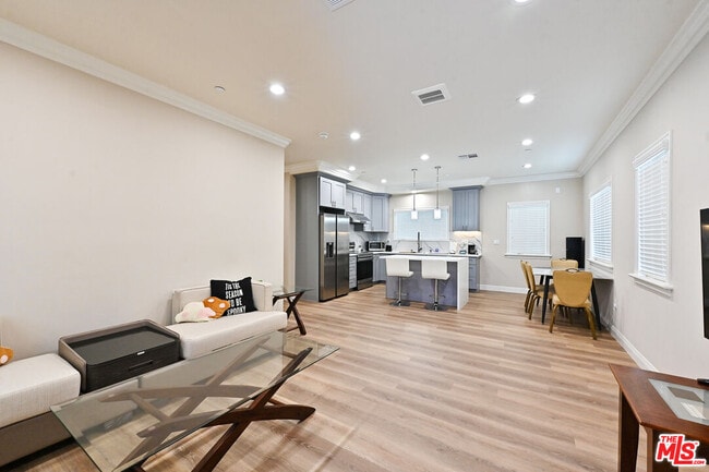 Photo - 2030 S Chapel Ave