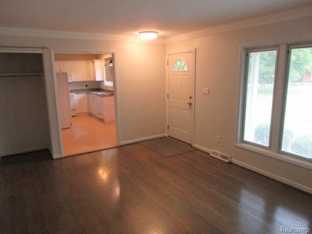 Photo - 1236 Jenifer Ave