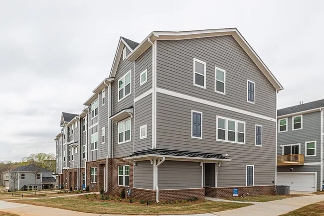 Photo - Room in Townhome on Bryce Ave