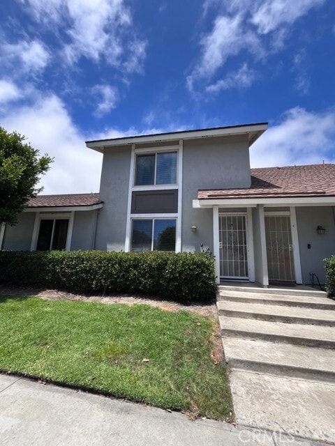 Building Photo - 6711 Sun Dr Unit D