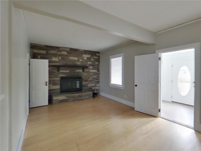 Photo - 416 S Olive St