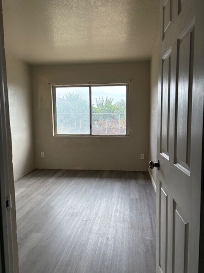 Photo - h4675 Unit #4