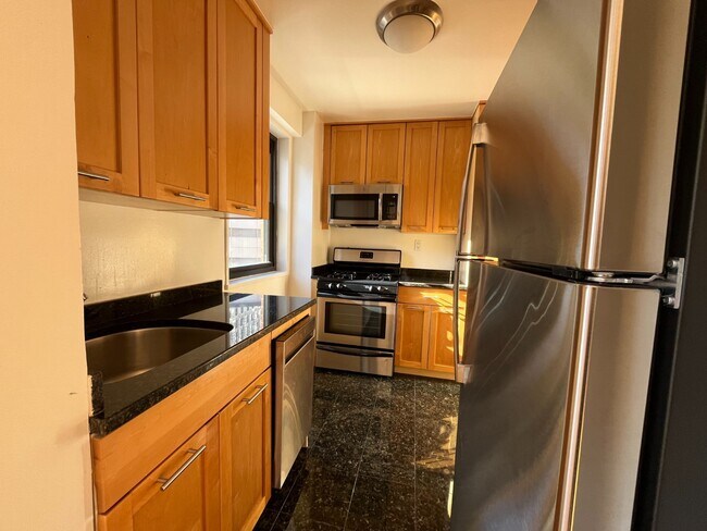 Photo - 145 Fourth Avenue Unidad 9F