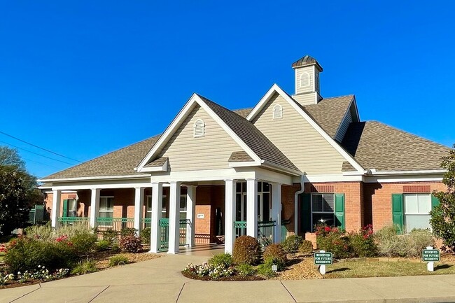 The Ridge at Meadowlake - The Ridge at Meadowlake Apartments