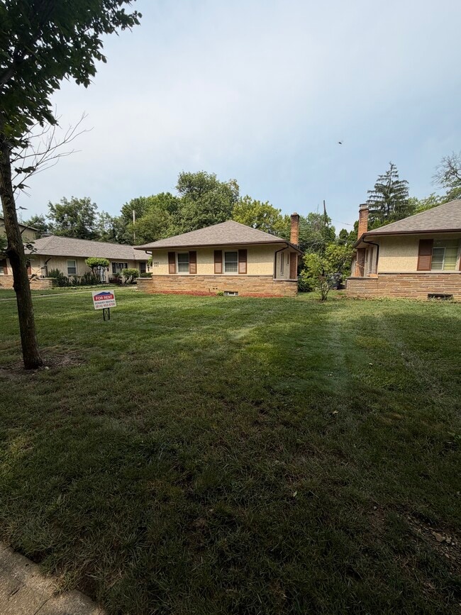Photo - 445 N Cassady Ave