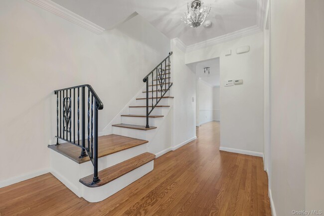 Photo - 20 Kraft Ave