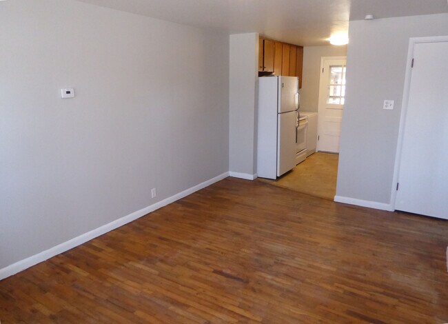 Photo - 1200 Castlerock Dr