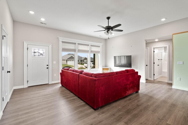 Photo - 3401 Yellowwood Dr