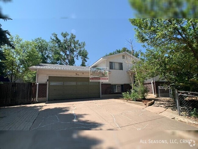 Building Photo - 911 Holland Park Blvd Rental