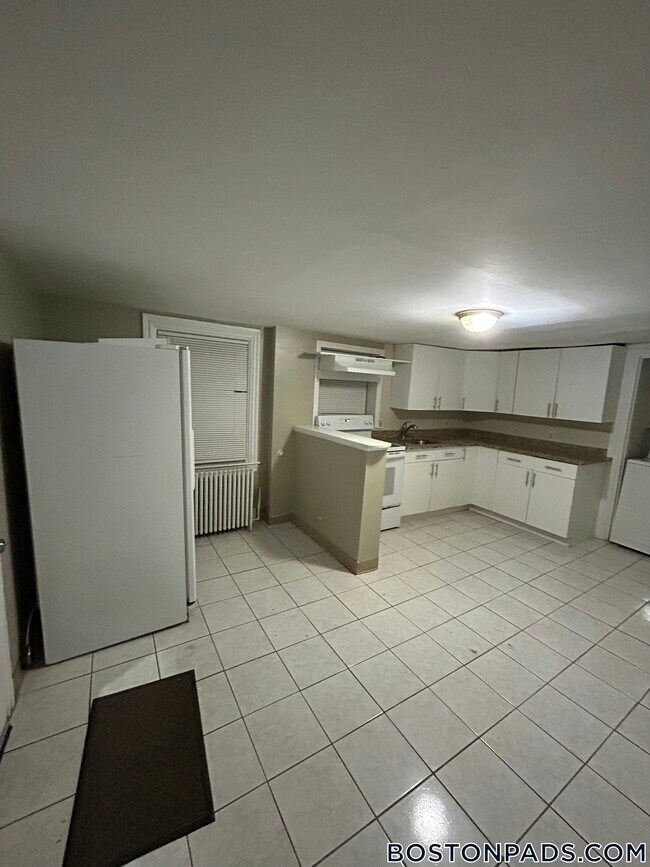 Photo - 44 Jefferson St Unit B