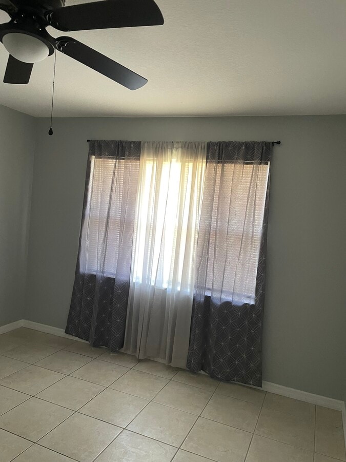 Photo - 25050 Sandhill Blvd Unit 5