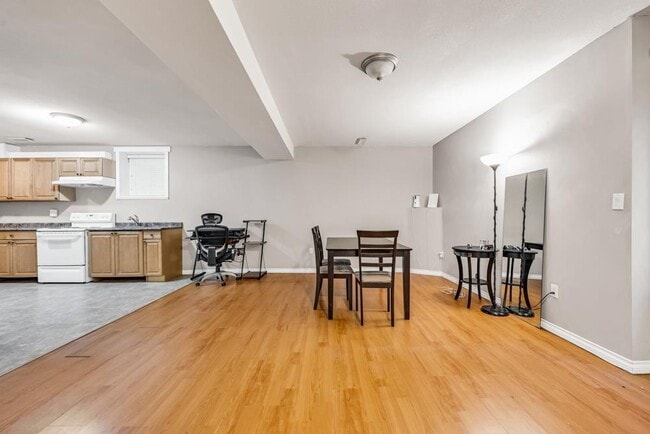 Photo - 18991-1870A 70a Ave