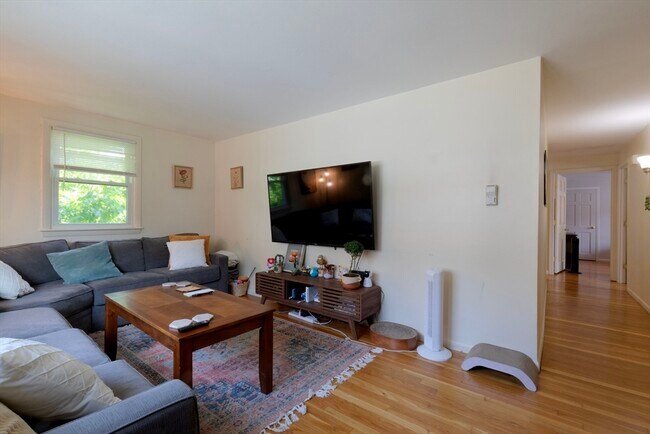 Photo - 89 Brayton Rd Townhome