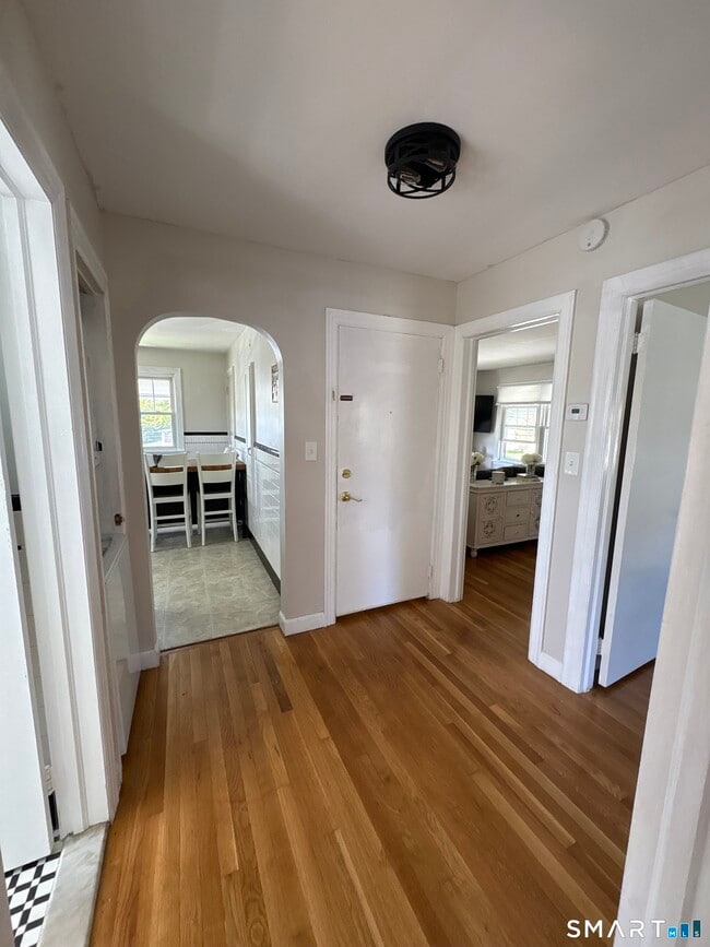 Photo - 7 Rourke Ave