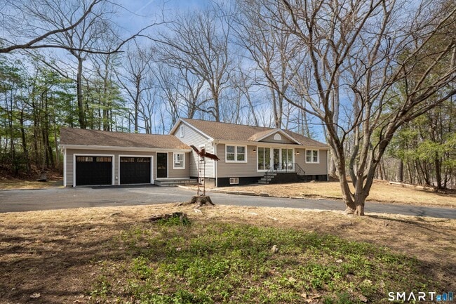 Photo - 240 Great Plain Rd