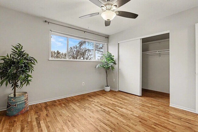 Photo - 709 Garland Cir