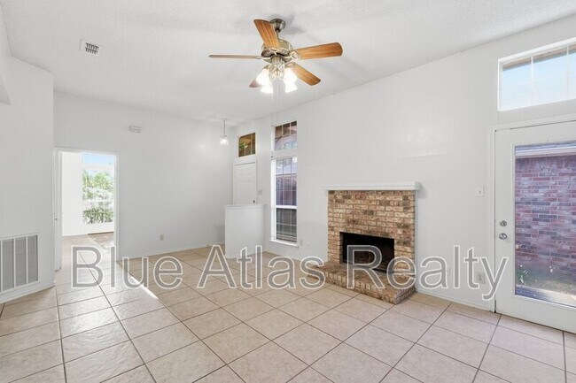 Photo - 1818 Orchard Dr