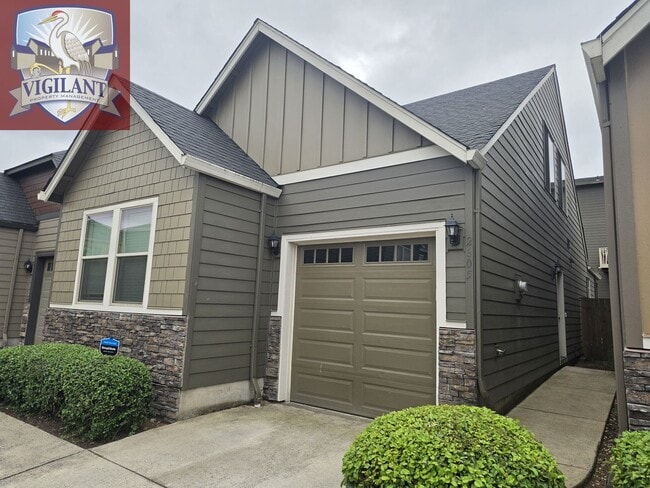 Building Photo - 2605 NE 130th Ct