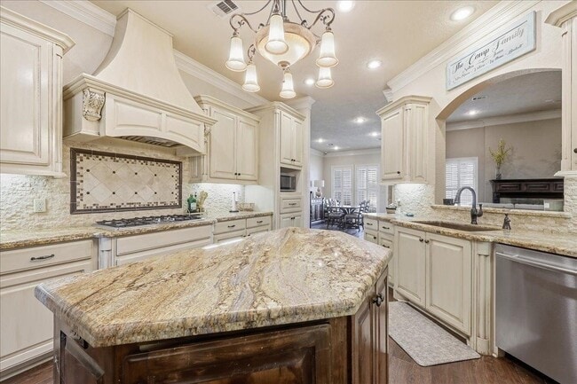 Photo - 6470 Claybourn Dr