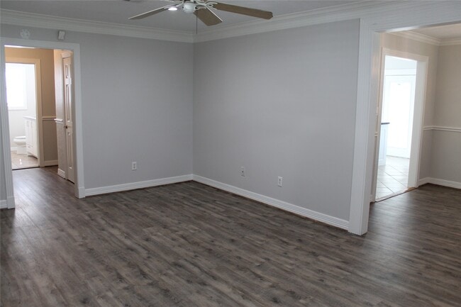 Photo - 2914 Pitzlin St