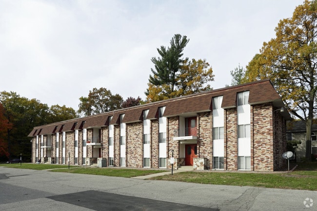 Royal Oak Apts - Royal Oak Apts