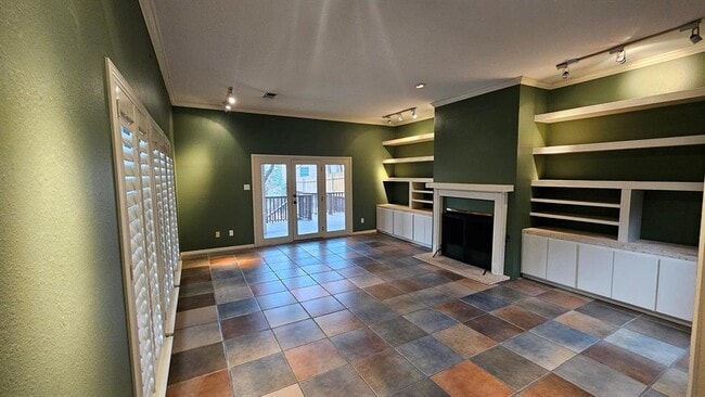 Photo - 4902 Westview Dr