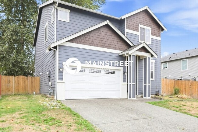 4 Bedroom Pet-Friendly Home in GRAHAM, WA with Main Street Renewal