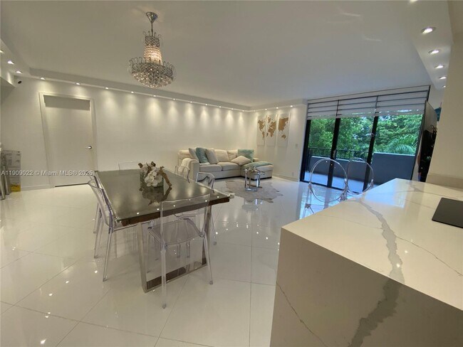 Photo - 121 Crandon Blvd Unit 351