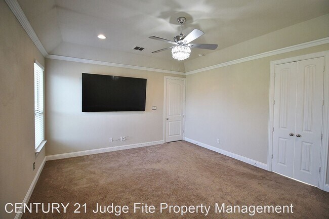 Photo - 4 br, 3 bath House - 113 Granite Way