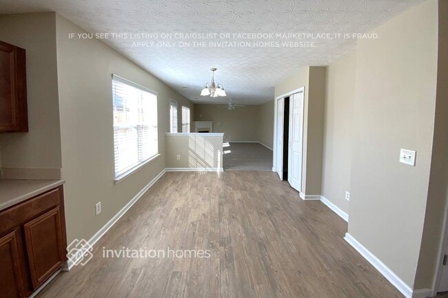 Photo - 937 Parkside Pl Ave