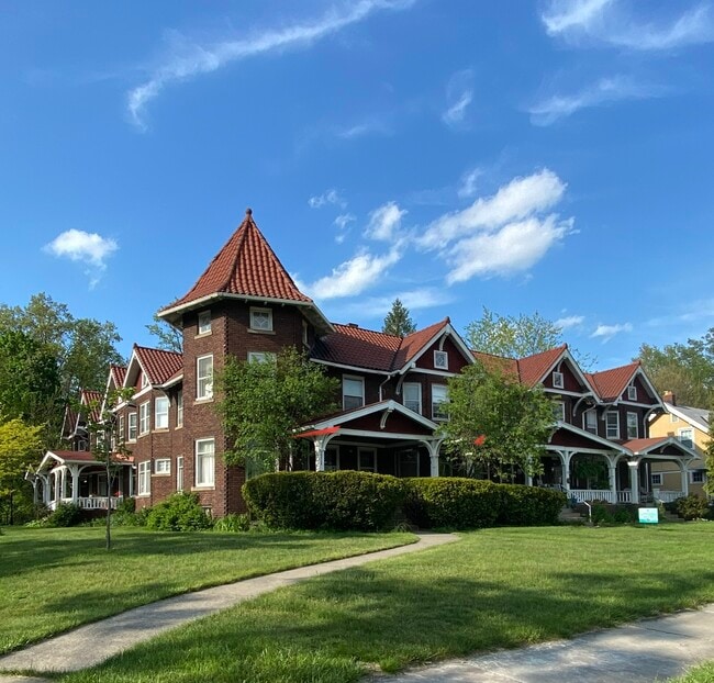 PearlErma Townhouses