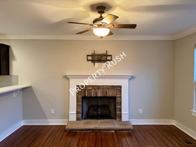 Photo - 6477 Olin Ln