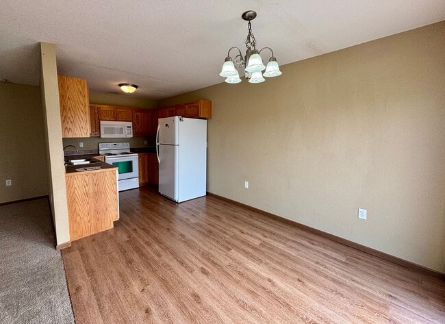 Photo - Room to Live, Space to Enjoy – 4 Bed / 2.5 Bath Duplex in East Manhattan