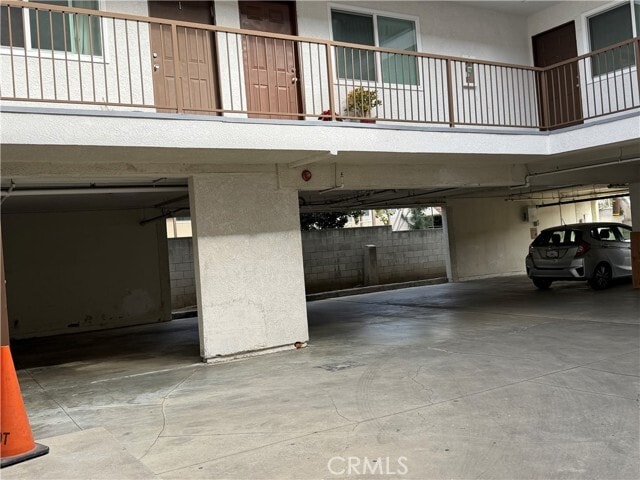 Photo - 1758 N Kingsley Dr Unidad 5