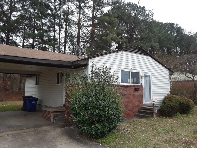 Photo - 545 McLean St