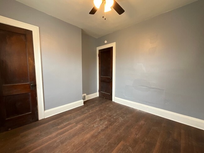 14014 Edgewood Ave Unit Upper Unit  14016