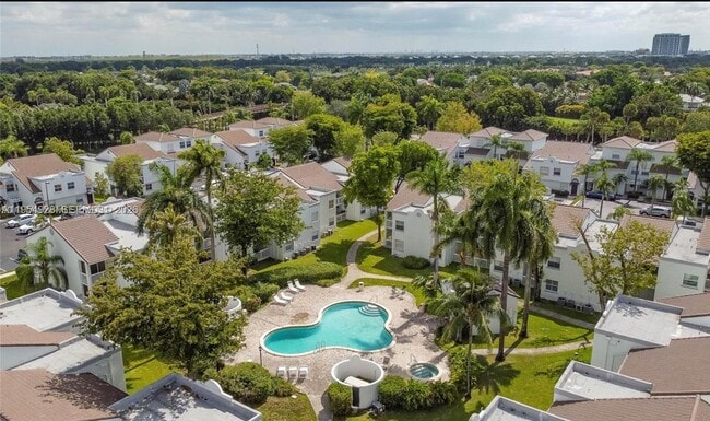 Building Photo - 4650 NW 97th Ct Unit 104