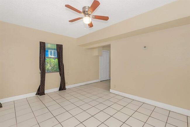 Photo - 416 NW 19th Ave