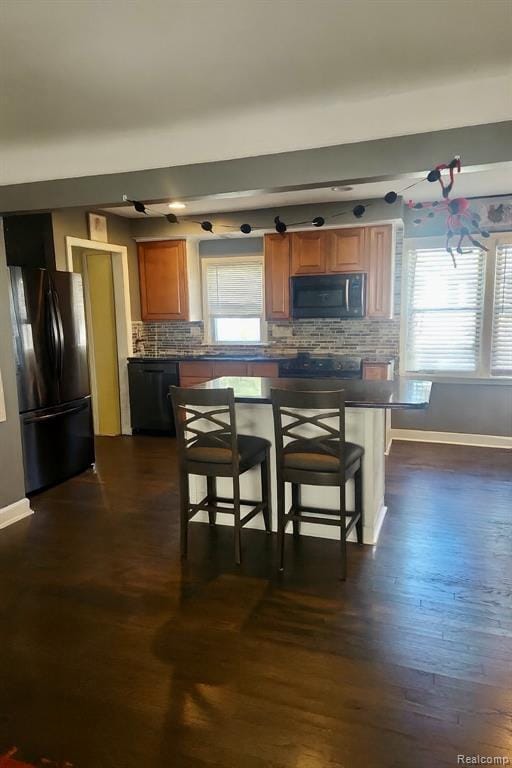 Photo - 2729 Kipling Ave