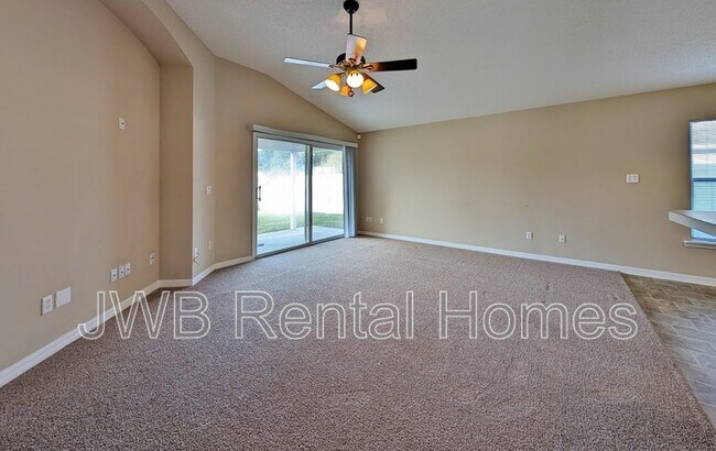 Photo - 268 Johns Glen Dr