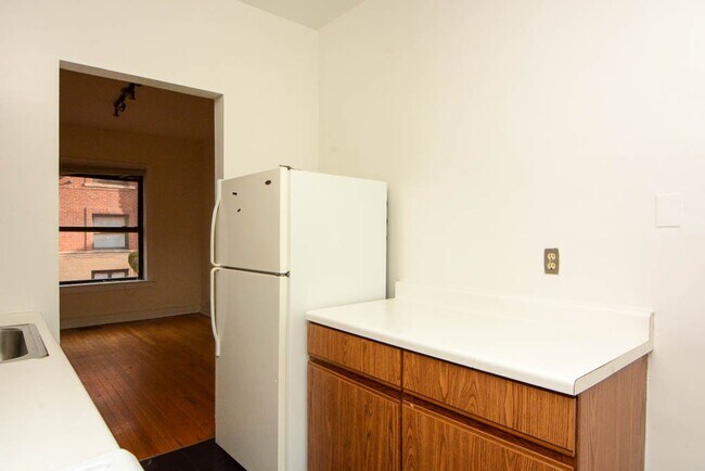 Photo - 834 W Waveland Ave Unit A08K