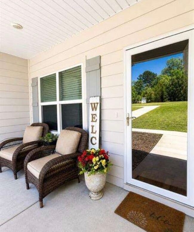 101 Fenwick Manor Dr