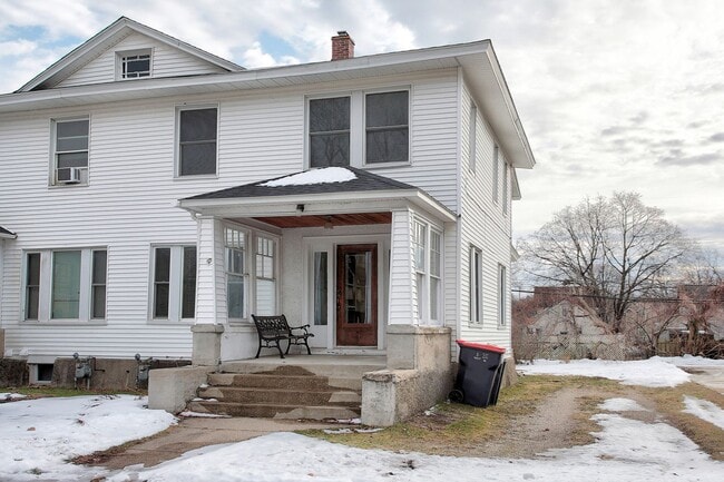 Photo - 140/142 E 15th Street Unit 140 E 15th St