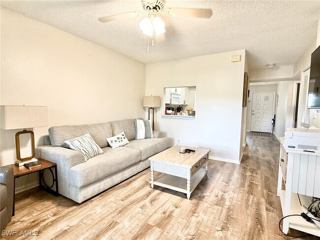 Photo - 109 Wading Bird Cir Unit V105