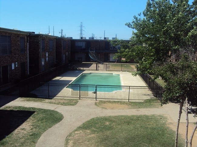 Pool - Sandspoint Cove