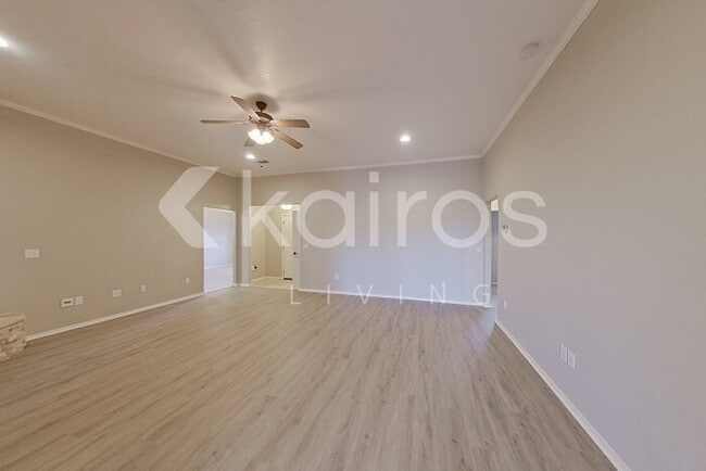 Photo - 8411 Alexandria Ave