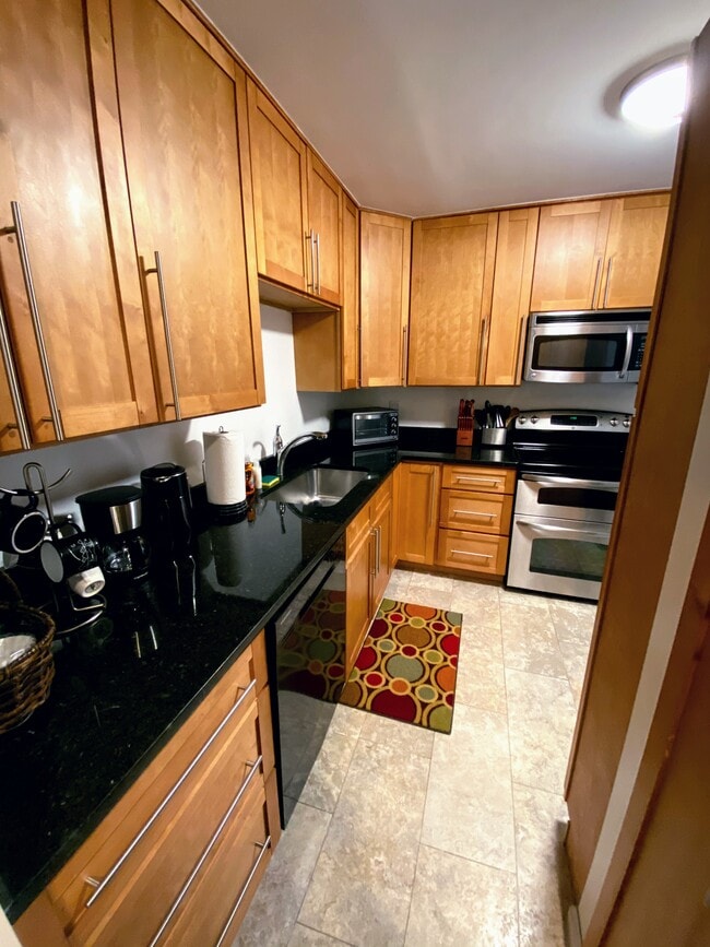 Photo - 605 Center St Unit #104