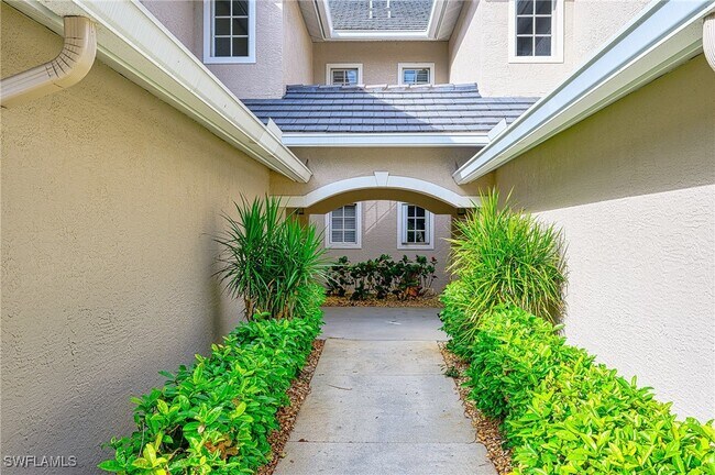 Photo - 7127 Blue Juniper Ct Unidad 201