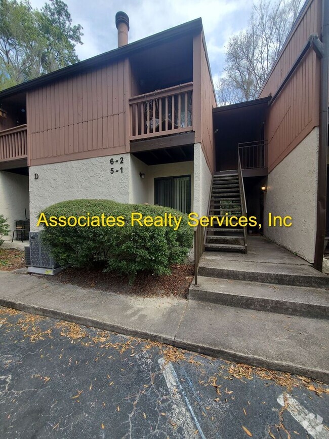 Building Photo - One Bedroom, One Bath-Creekside Villas Rental